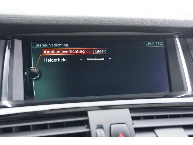 BMW X3 sDrive20i Centennial High Executive 2017 Benzine 47