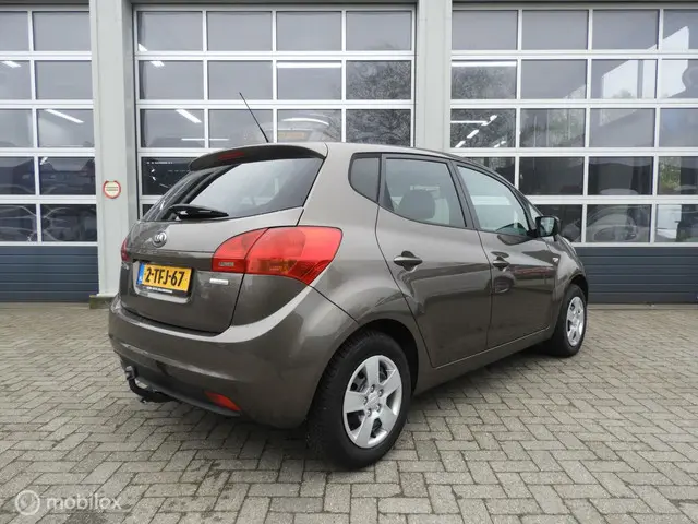 Kia Venga 1.4 CVVT ExecutiveLine 2014 Benzine 7