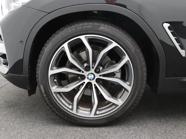 BMW X3 sDrive20i 2020 Benzine 6