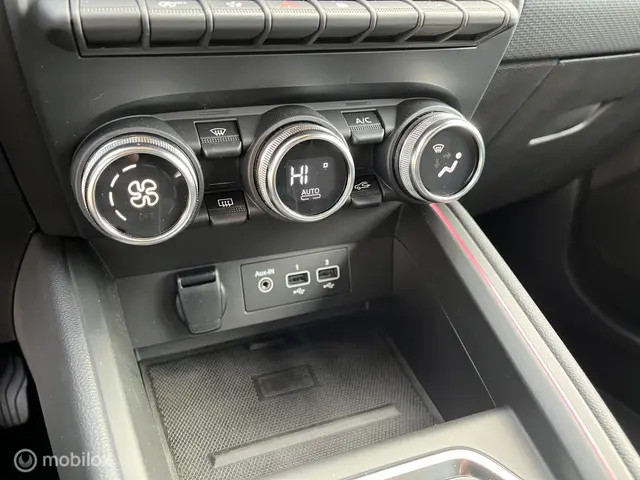 Renault Clio 1.0 TCe Intens 2021 Benzine 14