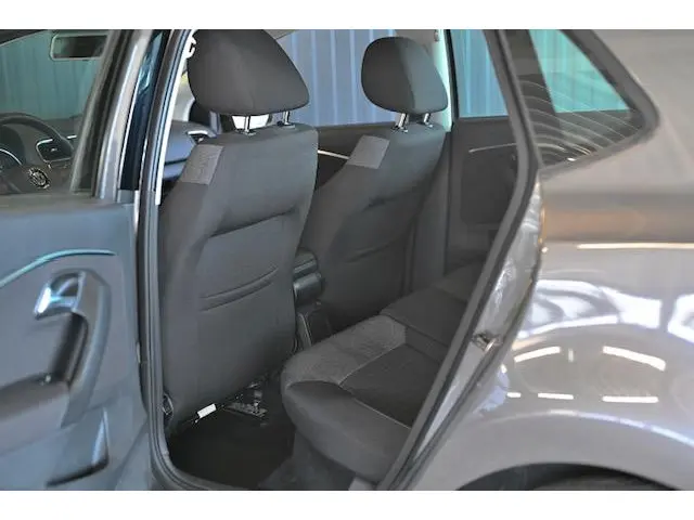 Volkswagen Polo 1.0 Comfortline 2014 Benzine 11