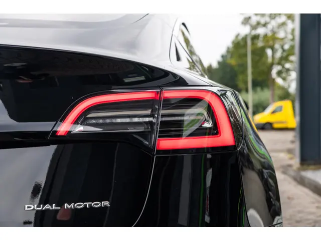 Tesla Model 3 Long Range AWD 75 kWh 2019 Elektrisch 28