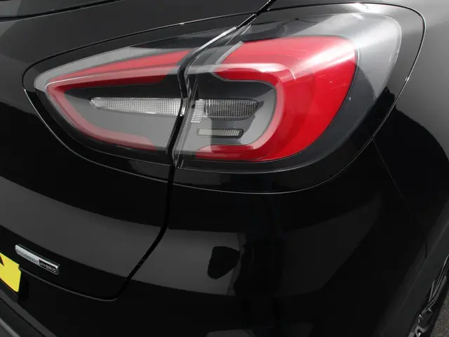 Ford Puma 1.0 EcoBoost Automaat Titanium 2021 Benzine 31