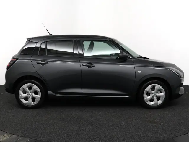 Suzuki Swift 1.2 Select Smart Hybrid 2025 Benzine 13