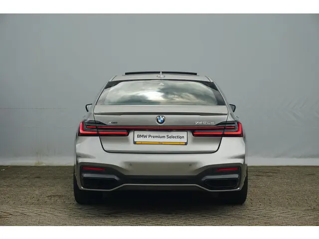 BMW 7 Serie 745Le xDrive 2019 Hybride Benzine 6