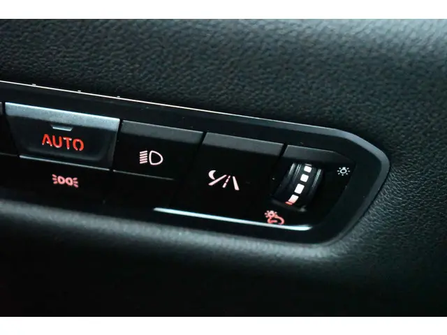 BMW X5 xDrive45e M-Sport 2022 Hybride Benzine 61