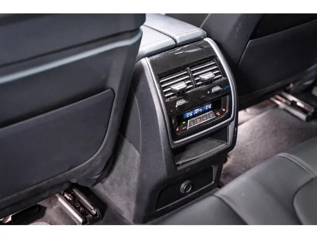 BMW X5 XDrive45e High Executive 2021 Hybride Benzine 46