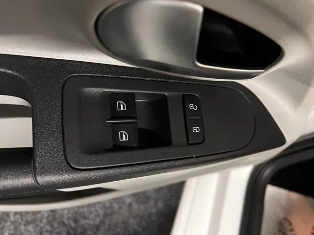 SEAT Mii 1.0 Style Intense 2019 Benzine 11