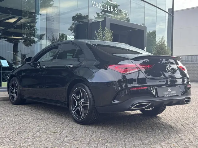 Mercedes-Benz CLA 250 e AMG Line 2021 Hybride Benzine 16
