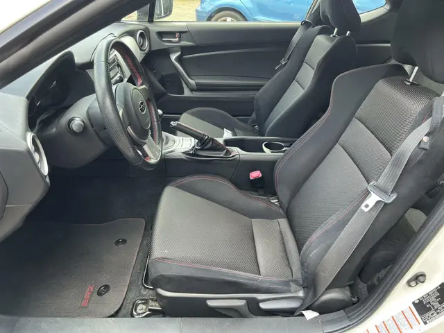 Subaru BRZ 2.0 Sport Executive 2012 Benzine 13