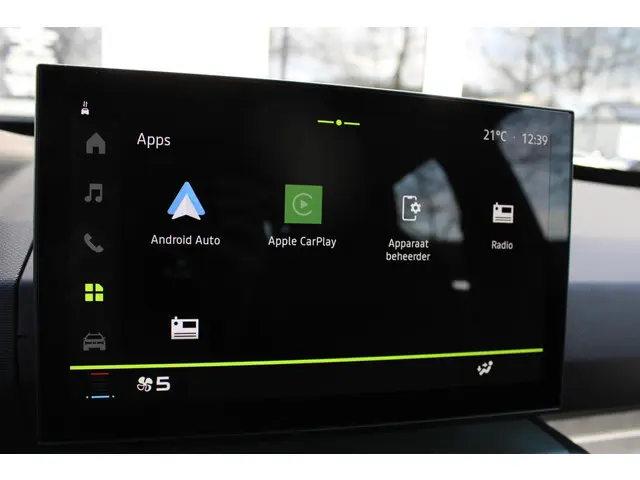 Dacia Spring Extreme 65 26.8 kWh 2025 Elektrisch 30