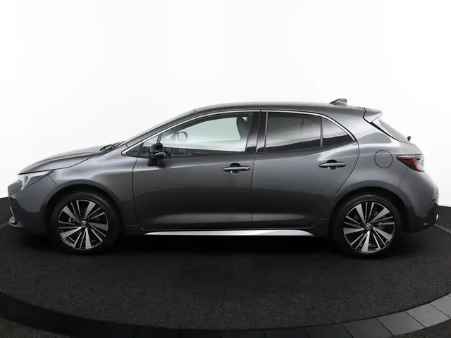 Toyota Corolla Hybrid 140 Dynamic 2025 Hybride Benzine 5