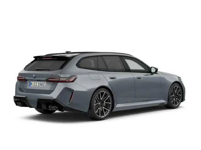 BMW M5 Touring 2026 Hybride Benzine 2