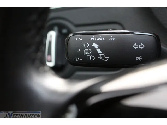 Volkswagen Polo 1.2 TSI Highline 2015 Benzine 17