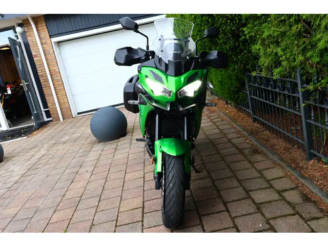 Kawasaki Versys 650 TOURER ABS 2023 Benzine 10