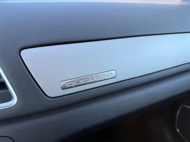 Audi Q3 2.0 TFSI quattro Pro Line 2015 Benzine 13