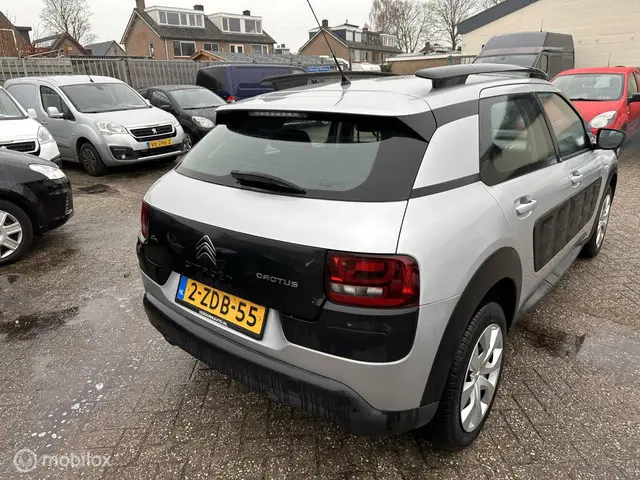 Citroën C4 Cactus 1.2 e-THP Shine 2014 Benzine 7