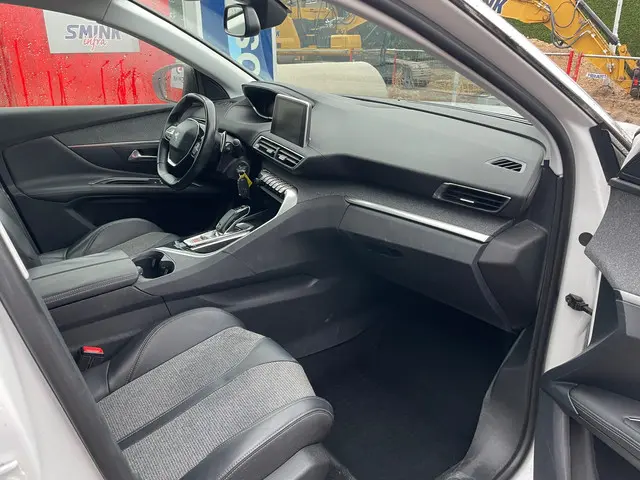 Peugeot 3008 1.2 PureTech Allure Automaat 2018 Benzine 7