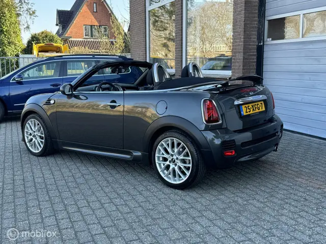 MINI Cooper Cabrio 1.6 Chili 2012 Benzine 3