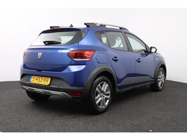 Dacia Sandero Stepway 1.0 TCe 90 Comfort 2023 Benzine 2