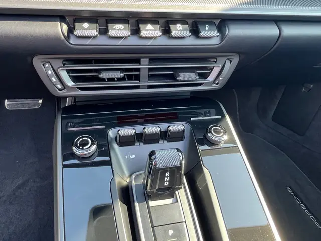 Porsche 911 Cabrio 3.0 Carrera 4 S 2019 Benzine 20