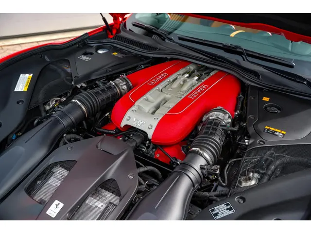 Ferrari 812 Superfast 6.5 V12 HELE 2019 Benzine 50