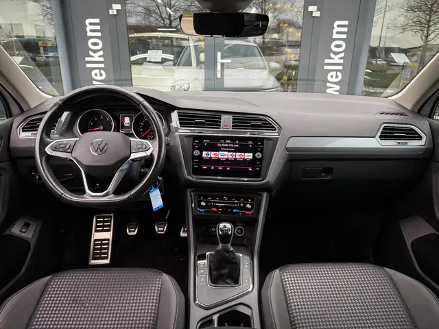 Volkswagen Tiguan 1.5 TSI Life Business 2022 Benzine 2
