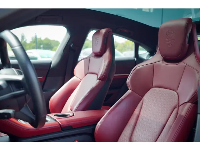 Porsche Taycan 4S Performance 84 kWh 2020 Elektrisch 2