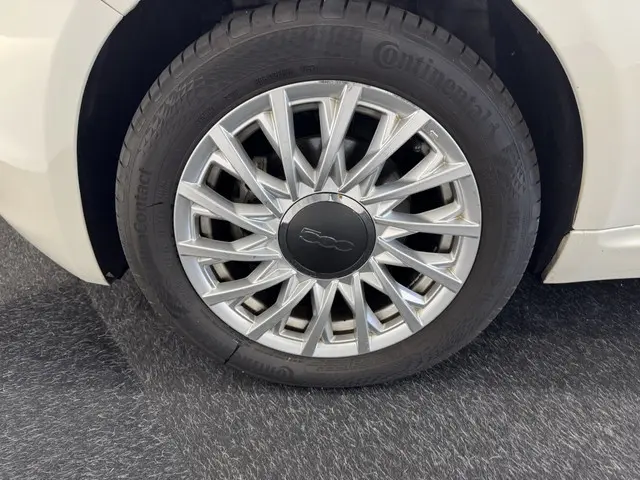 Fiat 500 1.0 Hybr. Lounge Parelmoer Carplay 2020 Benzine 27