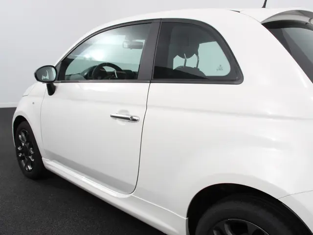 Fiat 500 1.0 Hybrid Sport 2021 Benzine 27