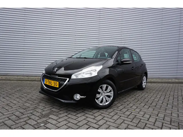 Peugeot 208 1.2 e-VTi Envy 2014 Benzine