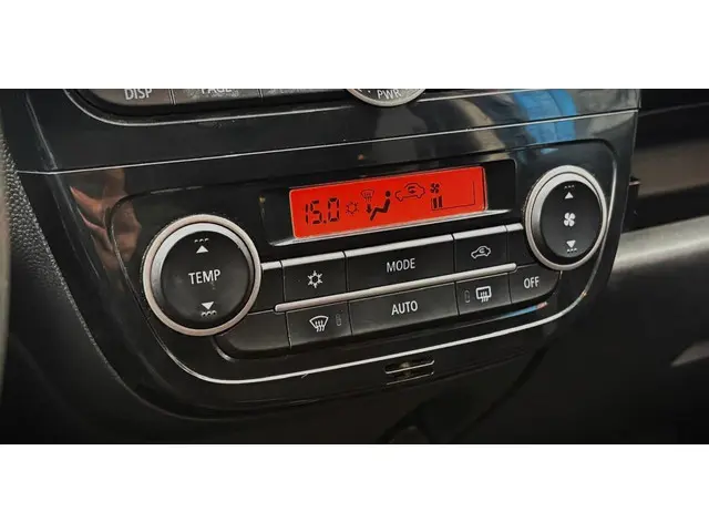 Mitsubishi Space Star 1.2 Intense+ 2013 Benzine 11