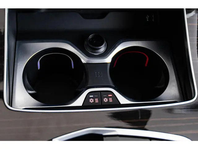 BMW X5 xDrive50e 2024 Hybride Benzine 49