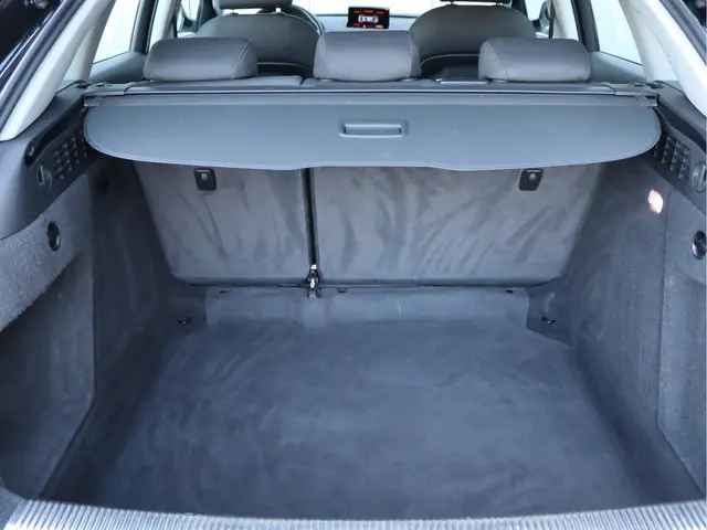 Audi Q3 1.4 TFSI CoD Advance 2019 Benzine 44