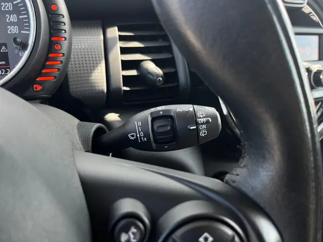 MINI One Mini 1.2 Pepper Business 2014 Benzine 13