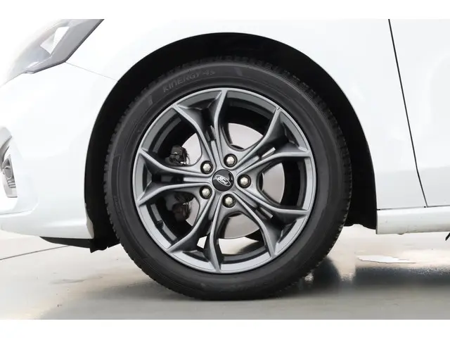 Ford Focus Wagon 1.0 EcoBoost ST Line 2019 Benzine 30