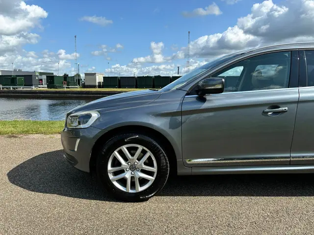 Volvo XC60 2.0 D4 FWD Polar+ | Harman/Kardon 2017 Diesel 18