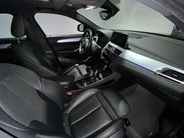 BMW X2 sDrive20i High Executive Edition 2020 Benzine 27
