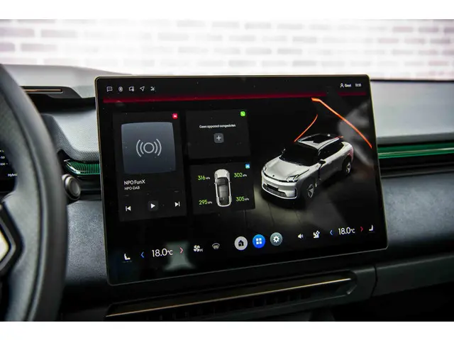 Lynk & Co 08 1.5 More 2025 Hybride Benzine 22