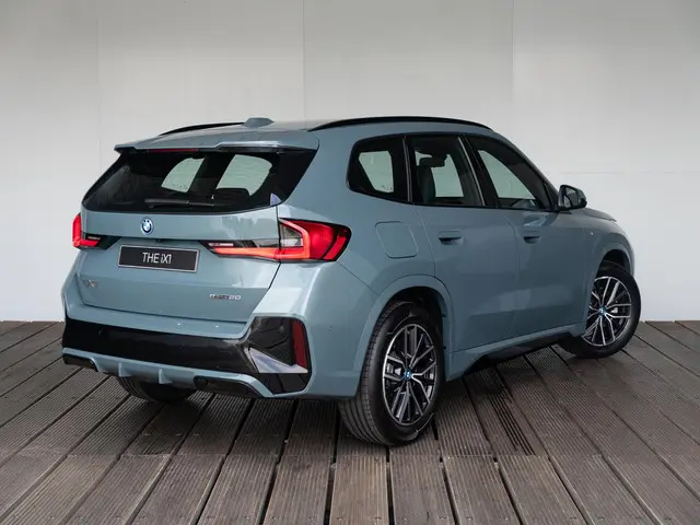 BMW iX1 eDrive20 2025 Elektrisch 2