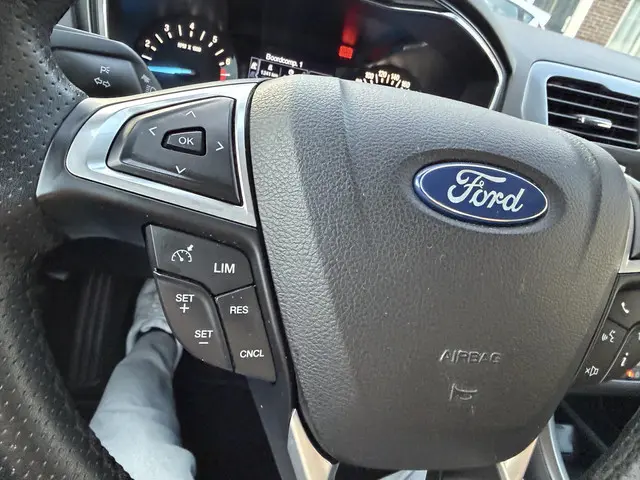 Ford Mondeo Wagon 1.5 ST Line 2017 Benzine 22