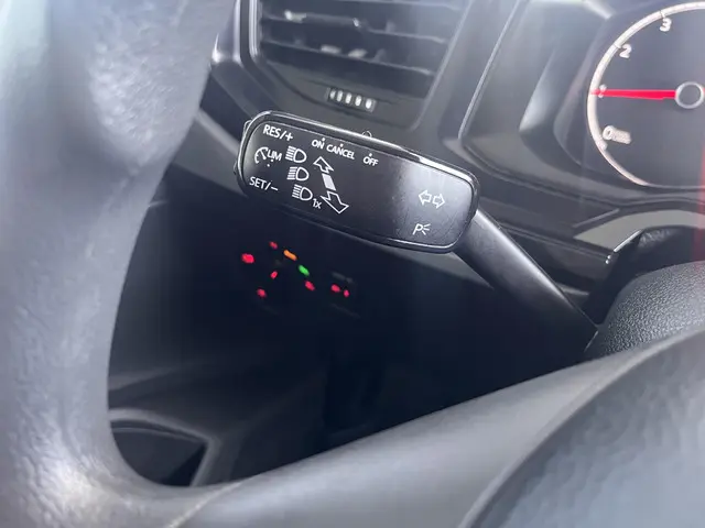 Volkswagen Polo 1.0 MPI Comfortline 2018 Benzine 18