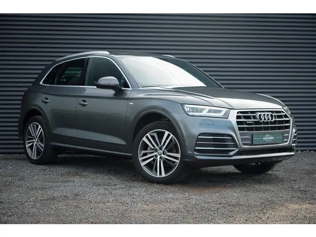 Audi Q5 2.0 TFSI quattro Launch Edition 2017 Benzine 12