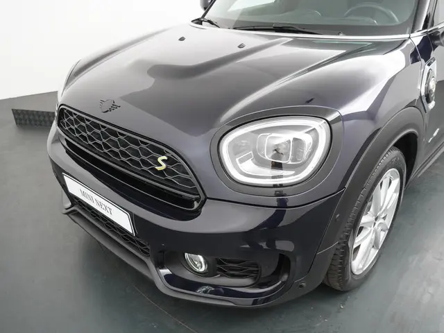 MINI Countryman Cooper SE 2021 Hybride Benzine 26