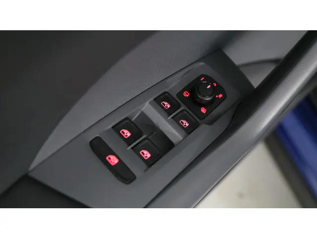 Volkswagen T-Cross 1.0 TSI 115pk Life DSG 2020 Benzine 13