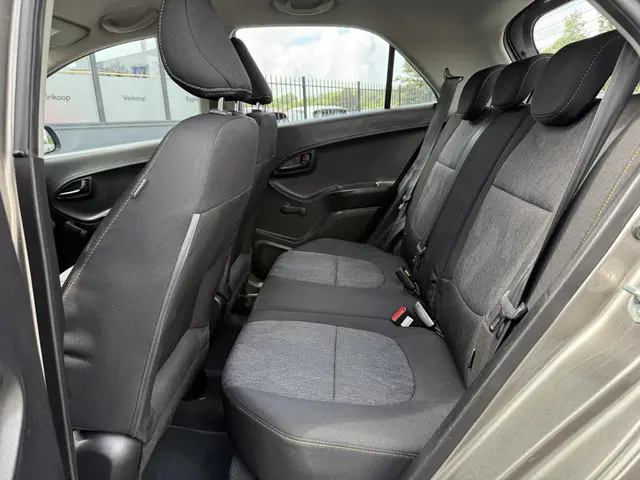 Kia Picanto 1.0 CVVT ISG 2013 Benzine 8