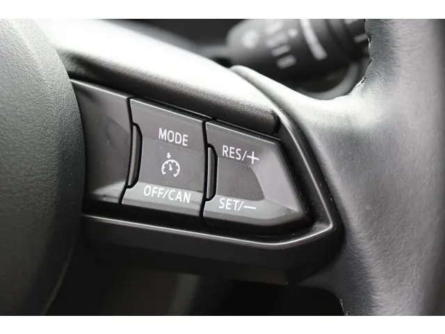 Mazda CX-3 2.0 SkyActiv-G 121 Luxury-Line 2021 Benzine 18