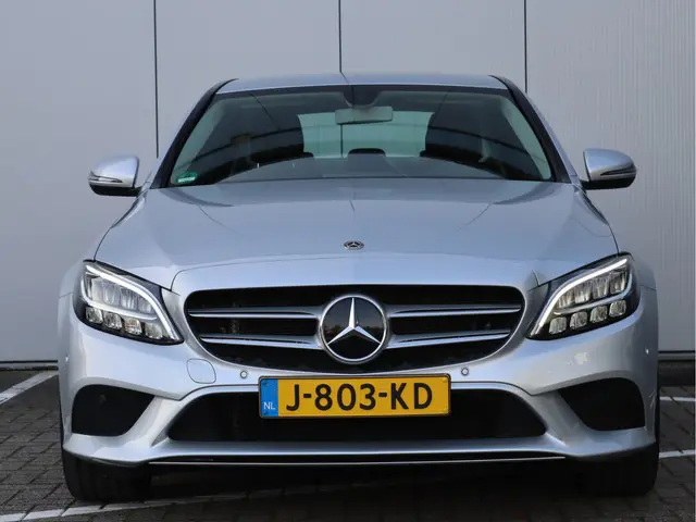 Mercedes-Benz C-Klasse 180 Avantgarde 2020 Benzine 6