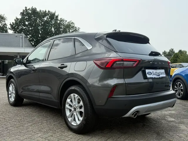 Ford Kuga 2.5 PHEV Titanium 2025 Hybride Benzine 5