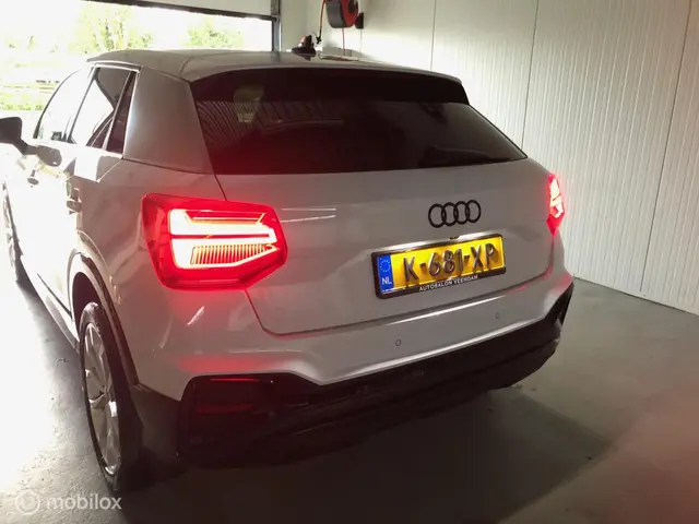 Audi Q2 35 TFSI 3x S LINE ALLE OPTIE,S 2021 Benzine 7